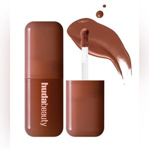 HUDA BEAUTY BLUSH FILTER - BRAND NEW in the box!